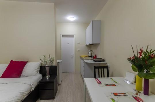 Zimmer Ba'Ir Kfar Saba Dış mekan fotoğraf