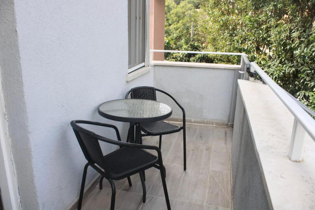 Zimmer Ba'Ir Kfar Saba Dış mekan fotoğraf