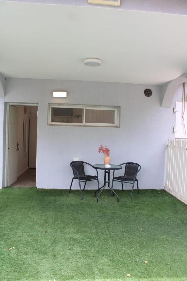 Zimmer Ba'Ir Kfar Saba Dış mekan fotoğraf
