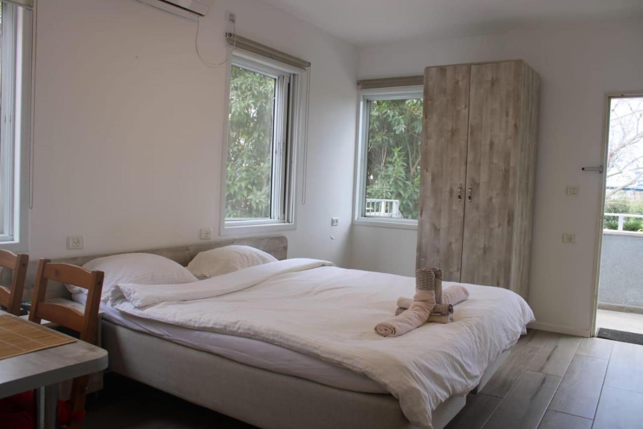 Zimmer Ba'Ir Kfar Saba Dış mekan fotoğraf